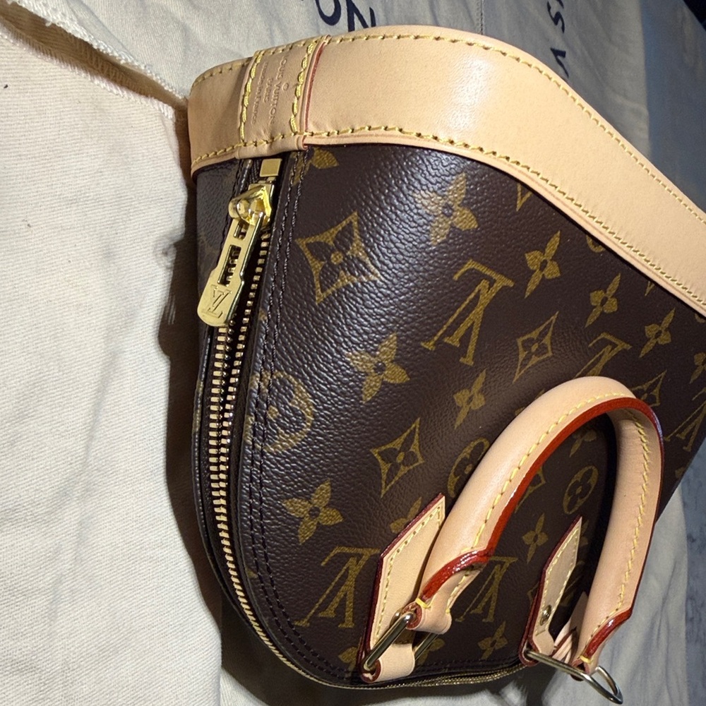 Louis Vuitton Monogram Canvas Alma BB - Picture 7 of 10